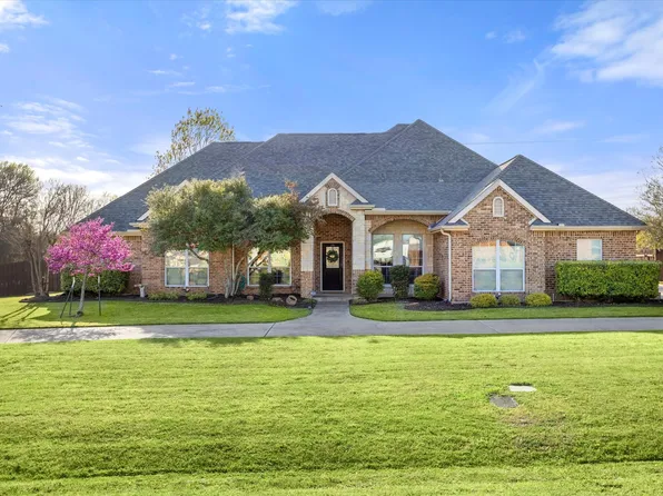 1925 Willow Bend Dr, Oak Leaf, TX 75154