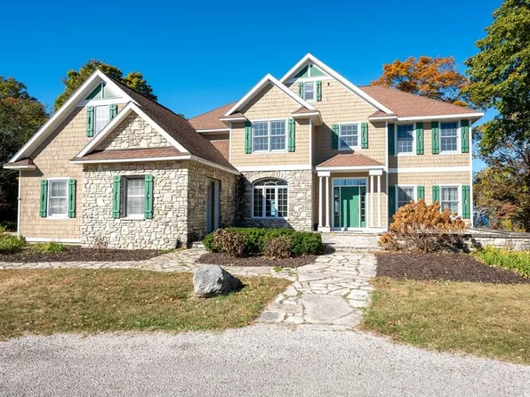 7533 Bluff Pass #1, Egg Harbor, WI 54209