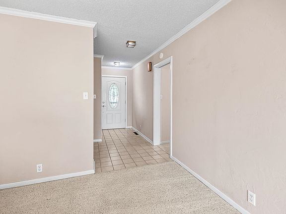 3rd image of 107 Downing Rd