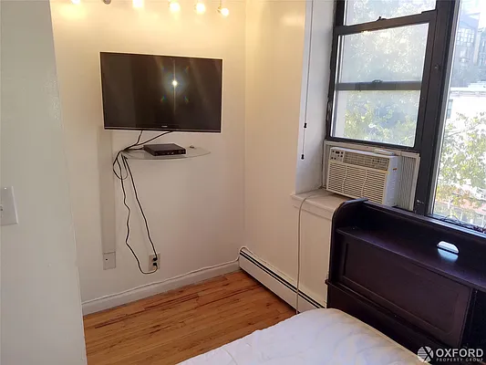 Rented by Oxford Property Group | media 23