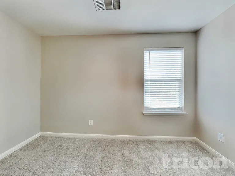 4821 Cedar Springs Dr — Photo 12