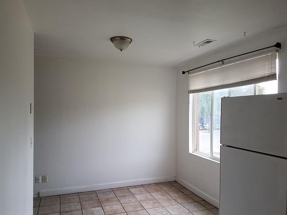 2nd image of 2519 S Parkcrest Dr APT 3