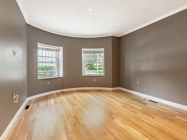 99 Cedar St #1 — Photo 3