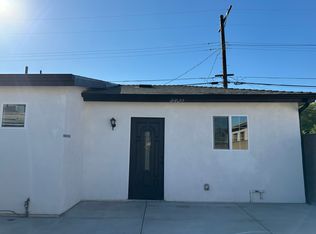 8827 N Colbath Ave, Panorama City, CA 91402