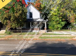 435 Oakdale St SE, Grand Rapids, MI 49507