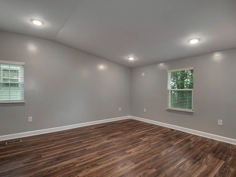 327 Ohio Ave #327 — Photo 13