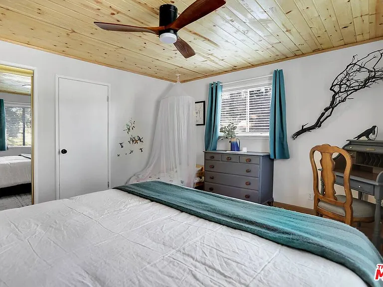 52521 Pine Ridge Rd — Photo 43
