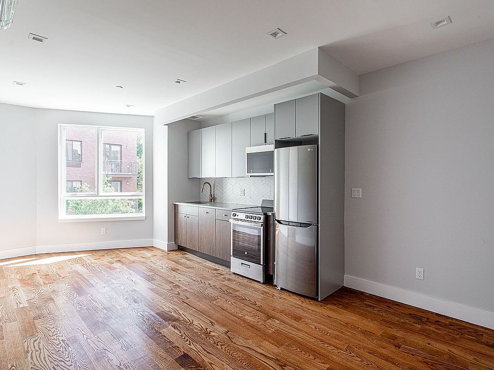 1st image of 80 Bushwick Pl #3D
