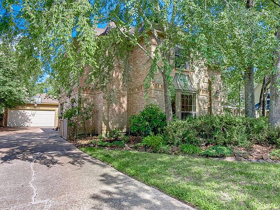 4th image of 2815 Deer Hollow Dr
