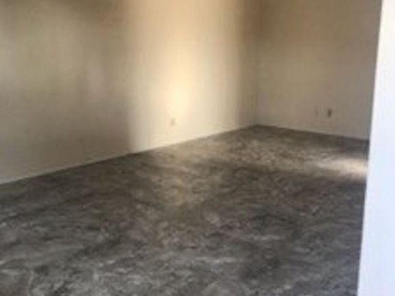 4th image of 1726 N Brooks Ave #101