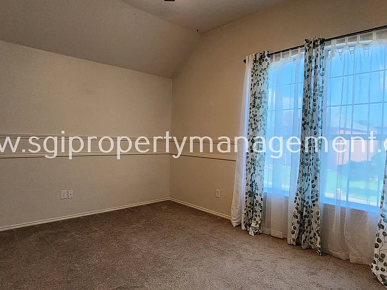 12032 Henderson Dr — Photo 29