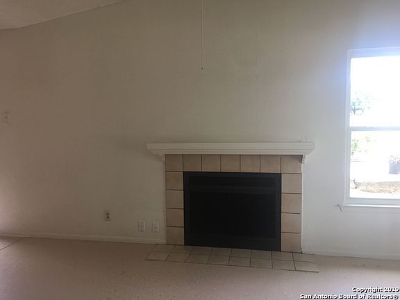 3rd image of 9739 Bratton Dr