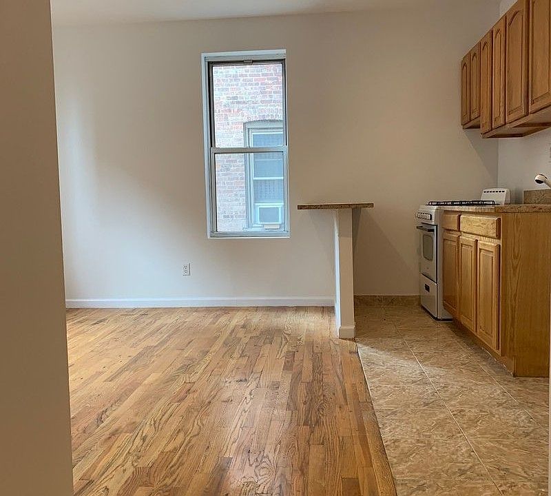 1st image of 514 W 211th St #4G