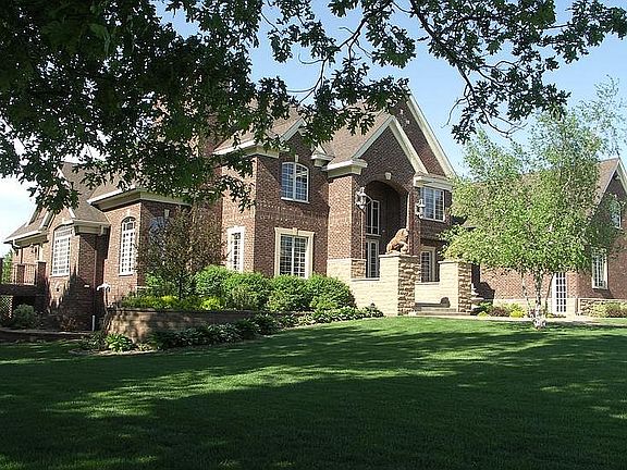 2nd image of 1114 141st Ln NE