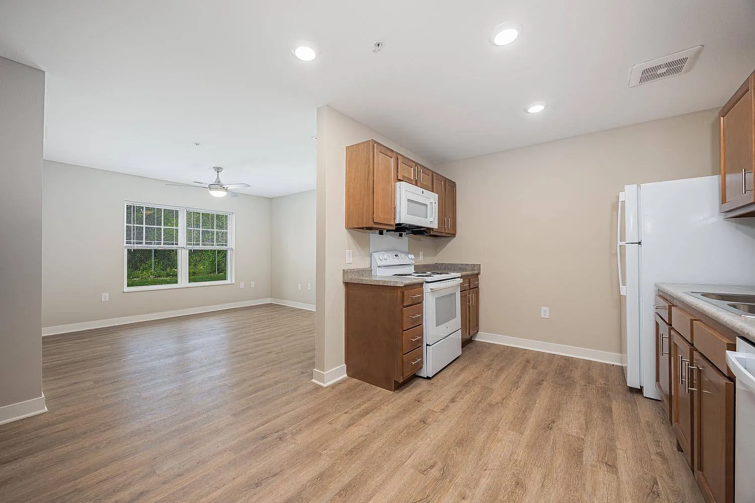 Broadleigh Lofts — Photo 2