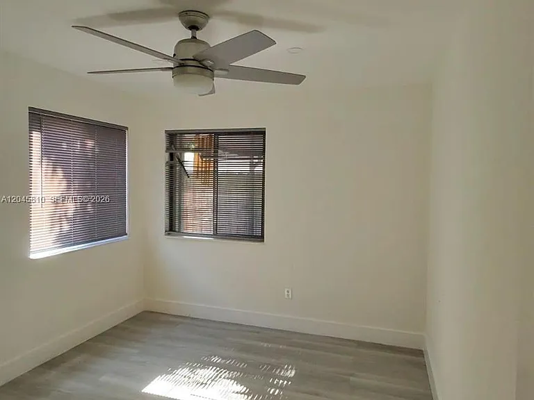 1430 SW 85th Ter — Photo 9