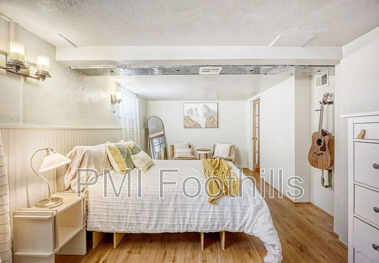 2968 S Grant St — Photo 15
