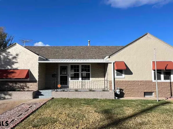 1710 Avenue I, Scottsbluff, NE 69361