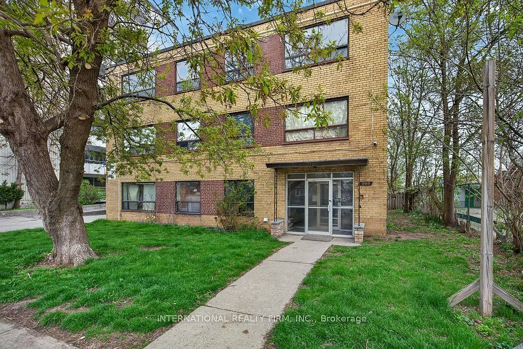 2 bed, $1,545 — Photo 4
