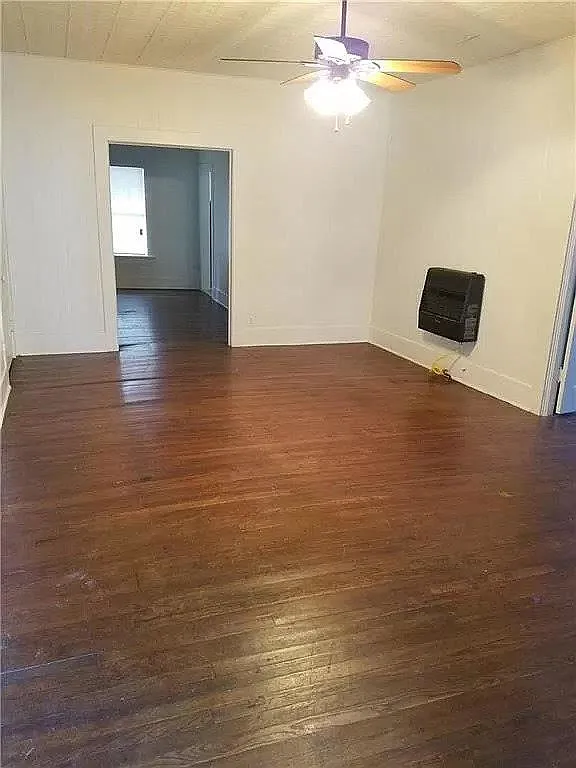 2 bed, 1.0 bath, 1140 sqft, $1,300 — Photo 2