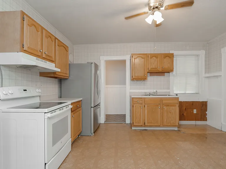 406 Front St #1 — Photo 13