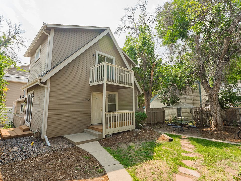 2030 Grove B Exterior