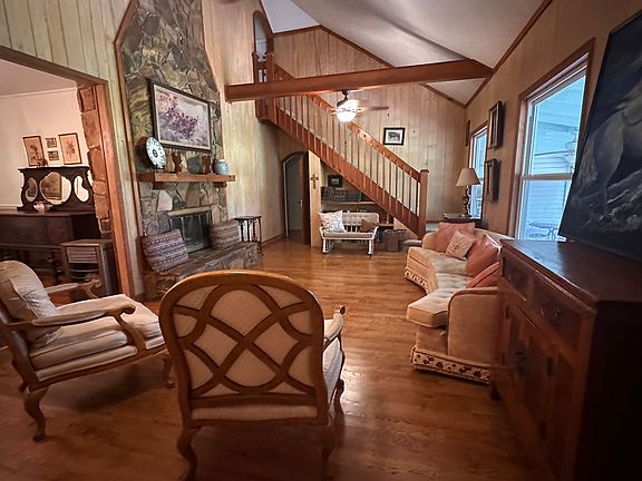 4th image of 3900 Chalet Suzanne Dr #3900