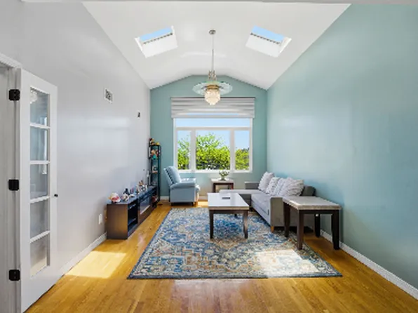 3715 Mermaid Avenue image 1 of 10
