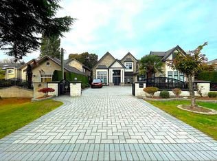 8131 Claybrook Rd, Richmond, BC V7C 2L4