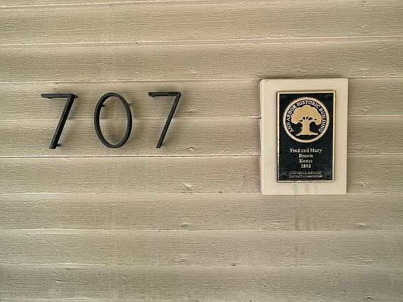 2nd image of 707 Miller Ave APT 2