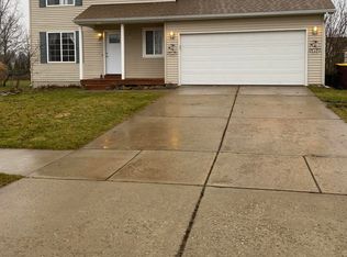 141 Ware St, Mason, MI 48854