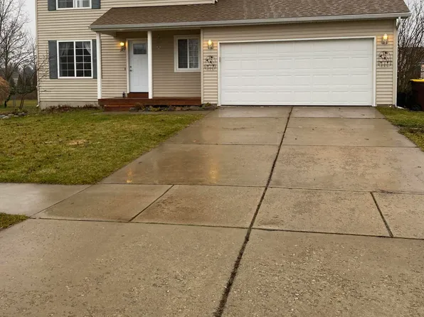 141 Ware St, Mason, MI 48854