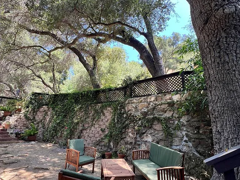 932 Old Topanga Canyon Rd — Photo 56