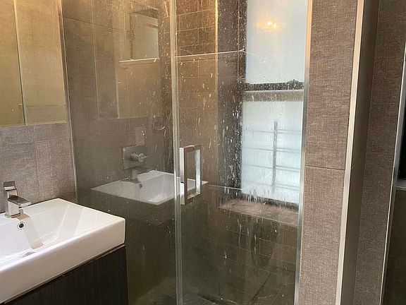 4th image of 311 E 109th St APT 3E