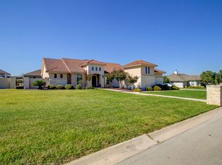 304 Echo Valley Dr, Del Rio, TX 78840