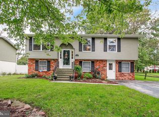 14 Earl St, Hanover, PA 17331
