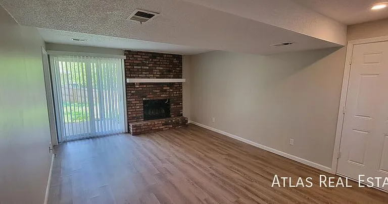 14611 NW 67th St — Photo 11