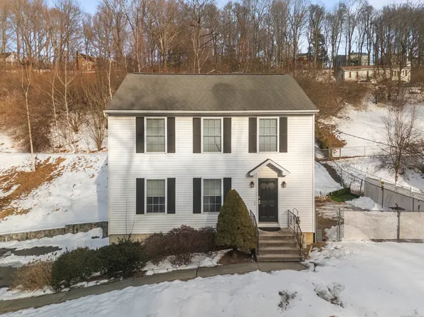 63 Cross Street, Danbury, CT 06810