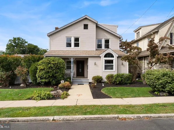 68 Yale Rd, Havertown, PA 19083