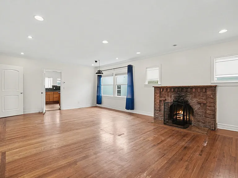 1224 Dwight Way — Photo 1