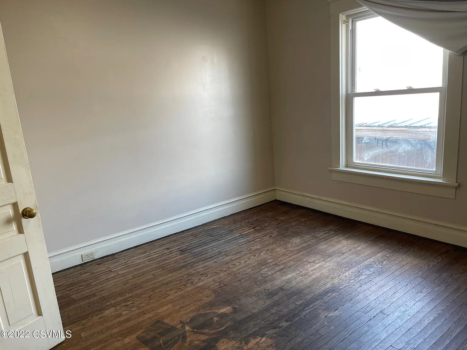 2 bed, 60 sqft, $850 — Photo 4