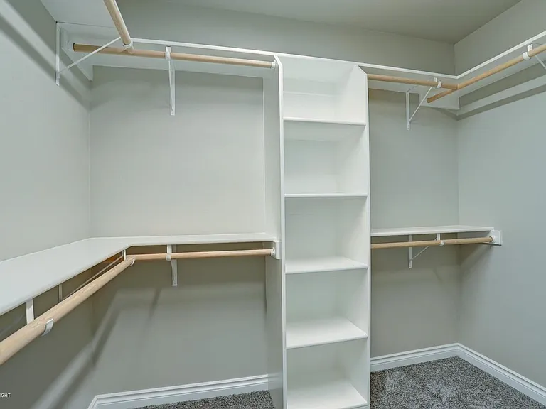 1455 E Esty Dr — Photo 25