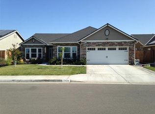 7454 W San Madele Ave, Fresno, CA