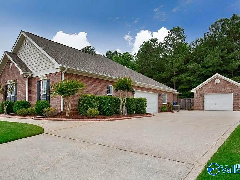 119 Averbeck Ct — Photo 19
