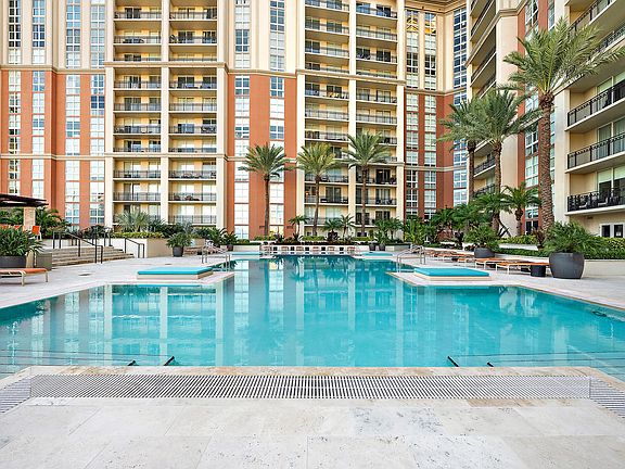 3rd image of 550 Okeechobee Blvd APT 1614