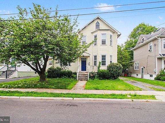 2nd image of 218 Emerald Ave