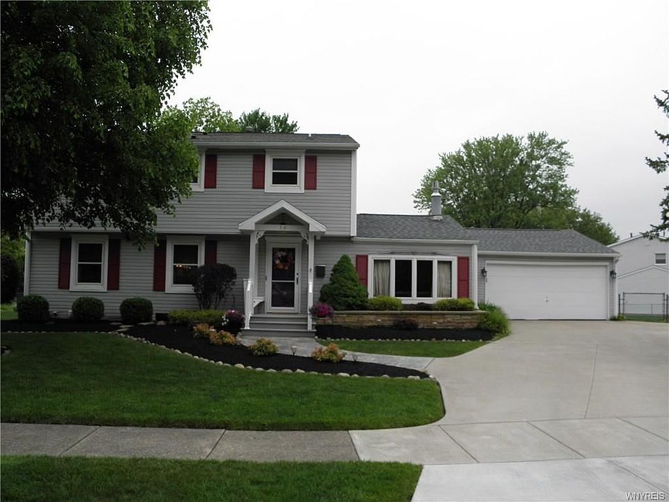 1st image of 54 Theresa Ct
