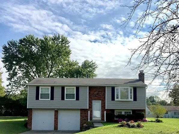 8345 Celianna Dr, Strongsville, OH 44136