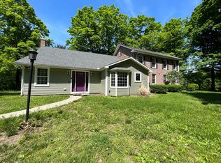 4 Lawrence Plain Rd #1, Hadley, MA 01035