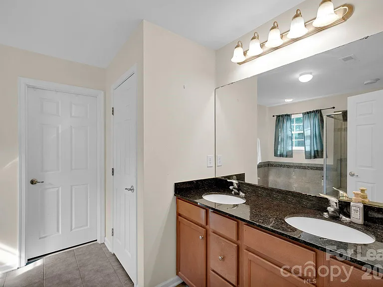 106 Ashton Dr — Photo 14
